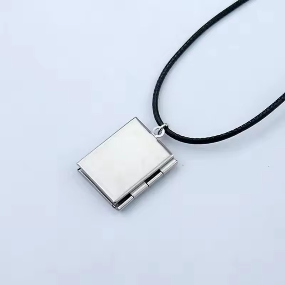 Square Photo Frame Pendant Ne - đánh giá và giá Men Accessories Photos
